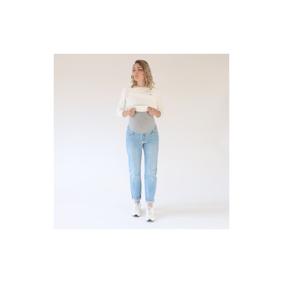 Doorzichtig Il Inheems LOVE2WAIT - Mom fit zwangerschapsjeans Nora light wash - Bellyfashion.nl